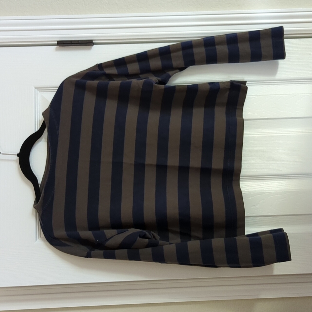 Cropped shirt